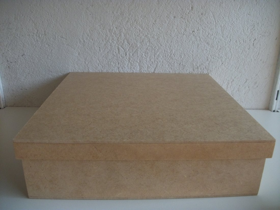 Caixa 290x290x80mm