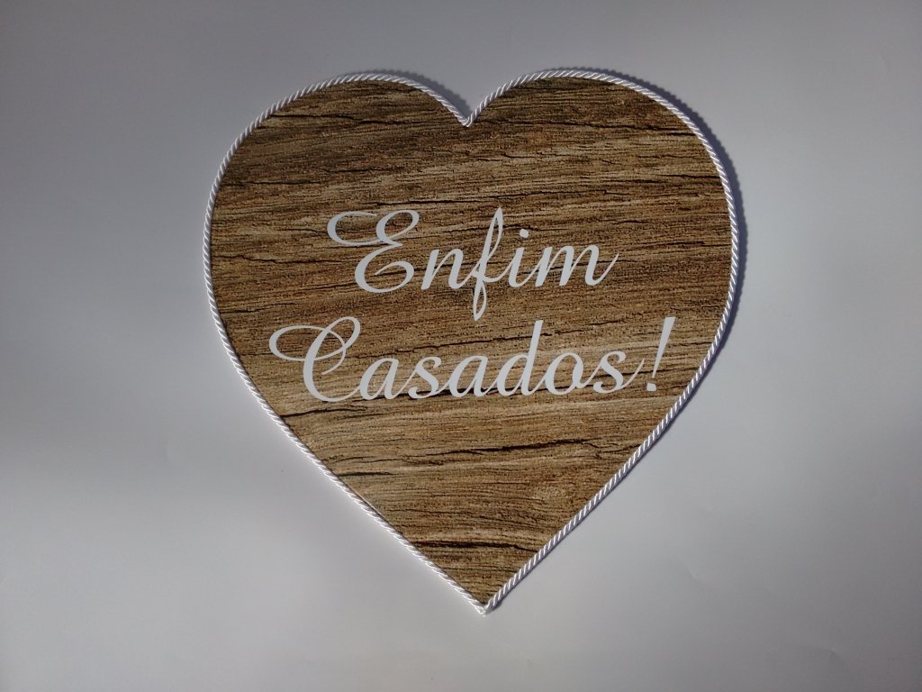 Placa de casamento Enfim Casados / Lá vem o amor da sua vida