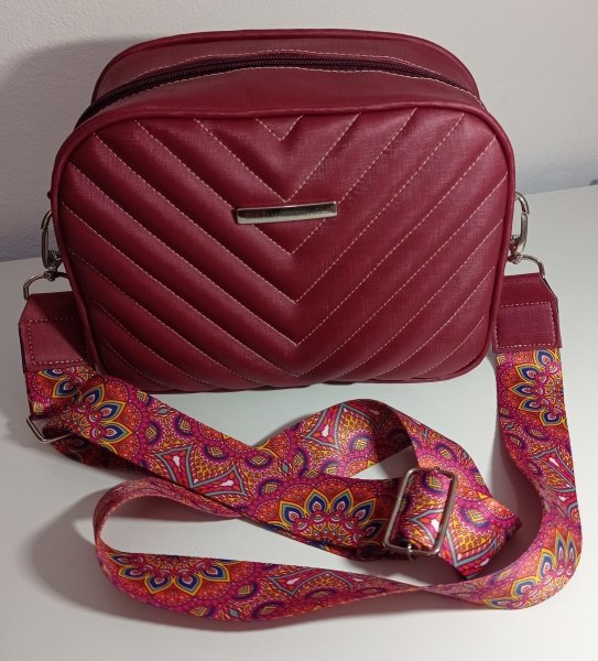 Bolsa Laura Marsala